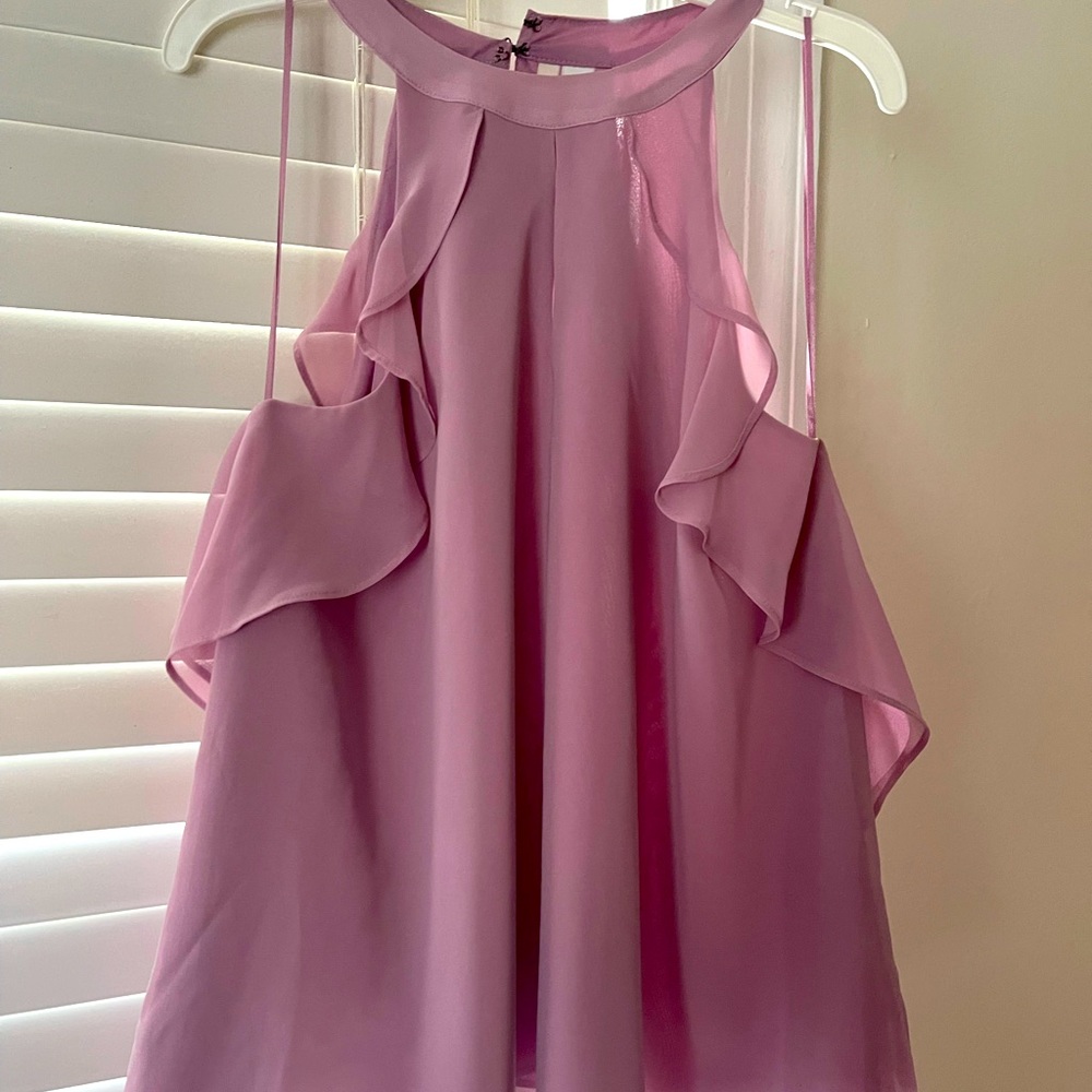 Women’s scalloped blouse